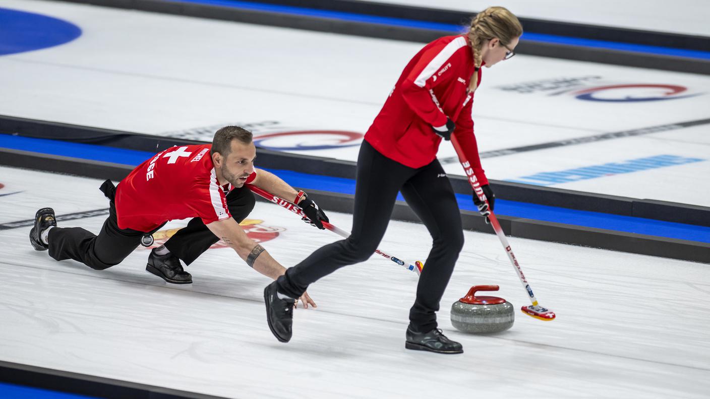 curling misto