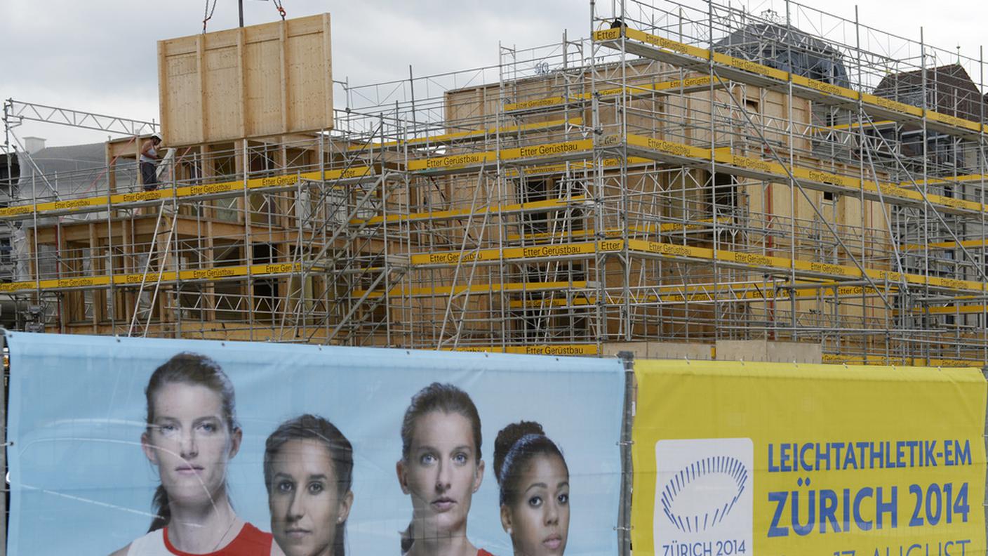 La casa in fase di costruzione a Zurigo