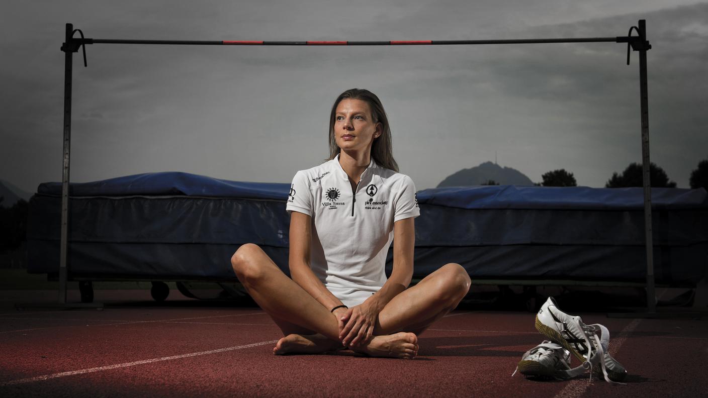 Lascia dopo 18 anni di attività