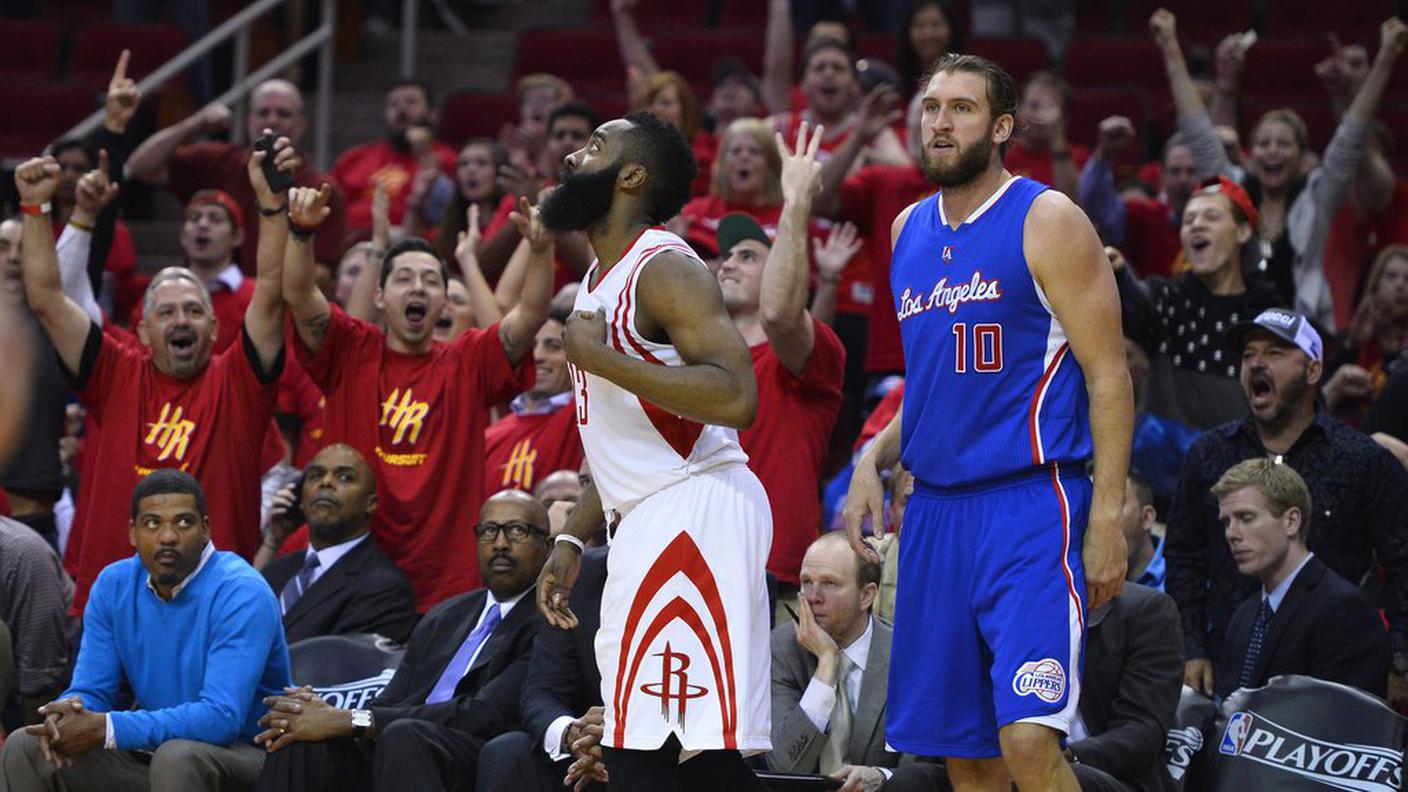Tripla doppia per Harden