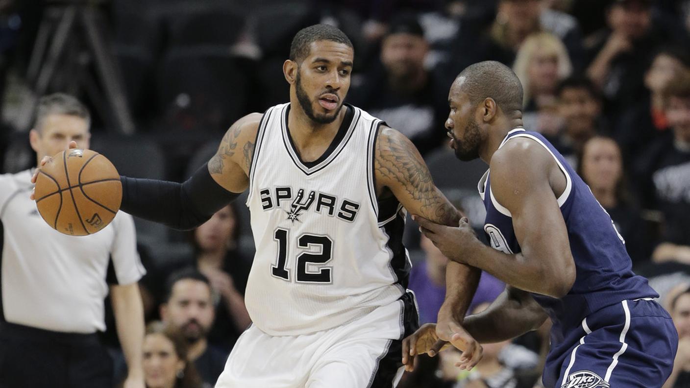 Per Aldridge 38 punti
