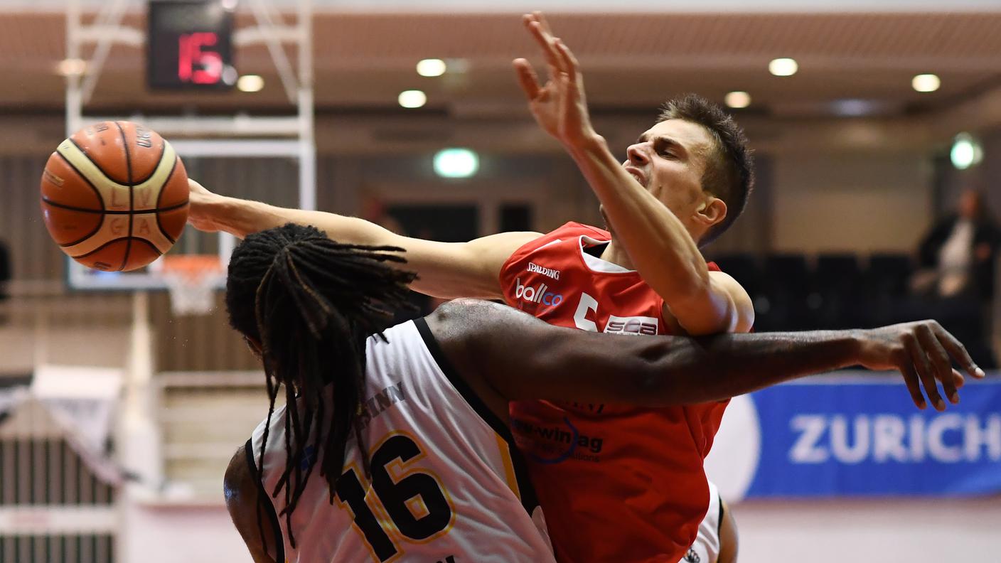 Eric Williams e Nemanja Kovacevic