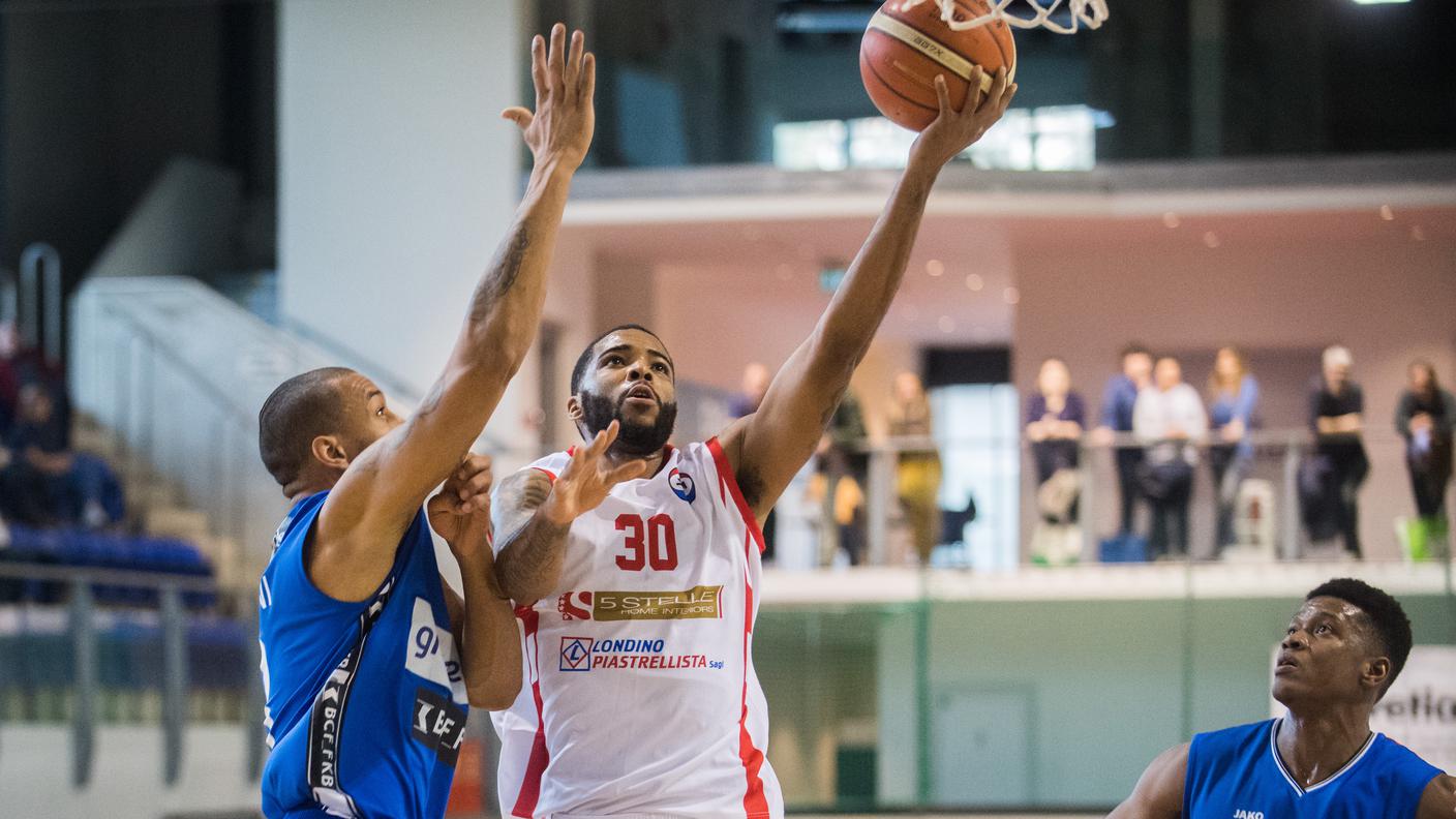 Niles miglior marcatore con 26 punti