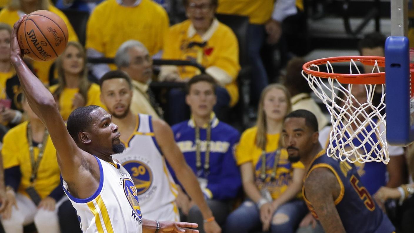 Ben 38 punti per il numero 35