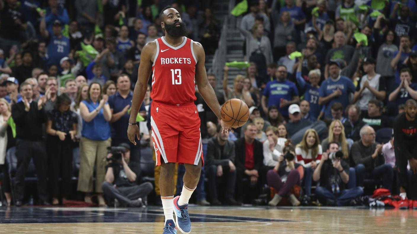 Harden ha contribuito con 22 punti nell'incredibile 50-20 del terzo quarto