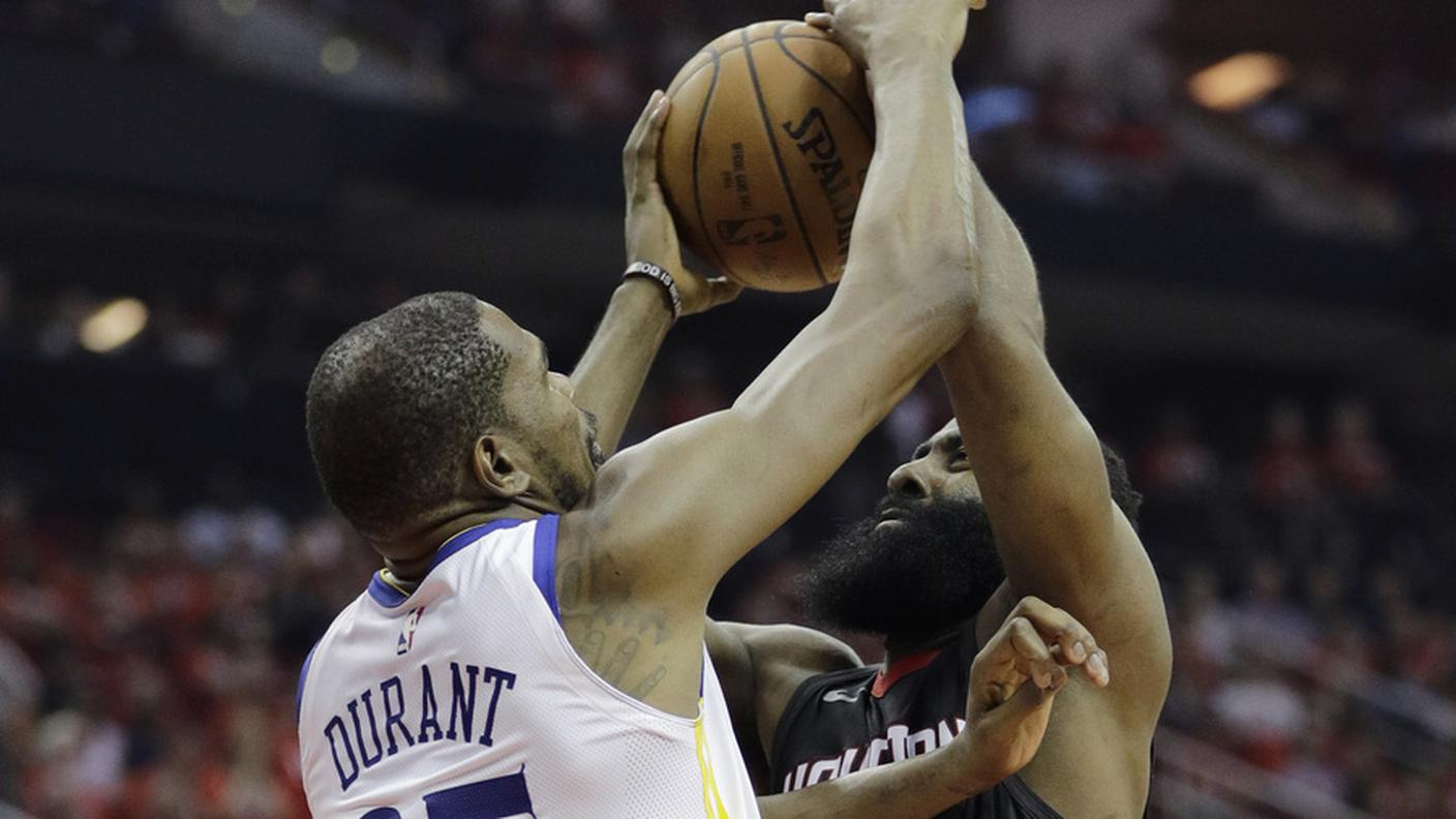 Harden fermato da Durant