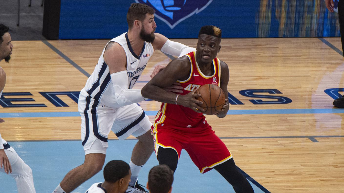 Lo svizzero si appresta a giocare il primo incontro ufficiale con gli Hawks
