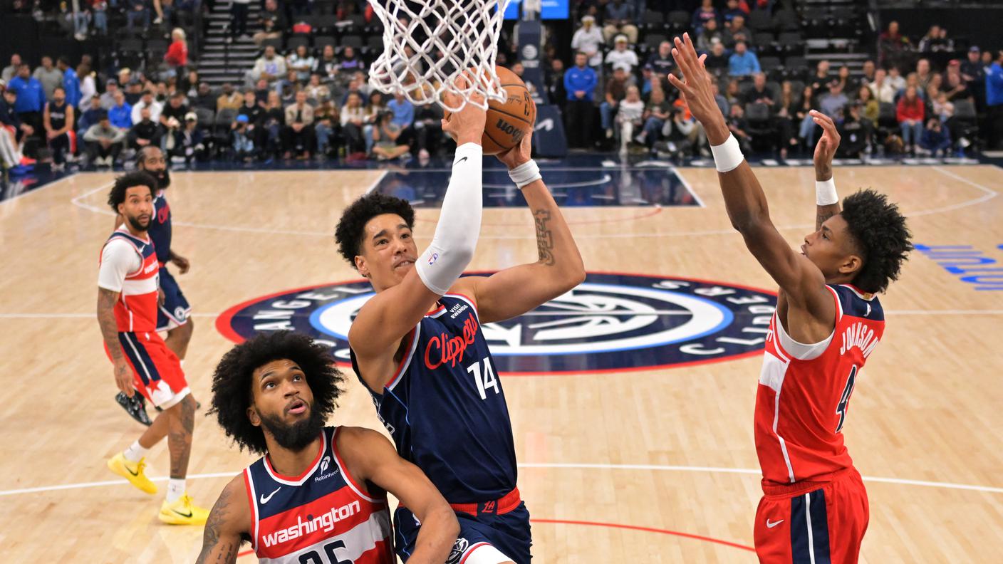 Per il friborghese anche 2 assist e 5 rimbalzi