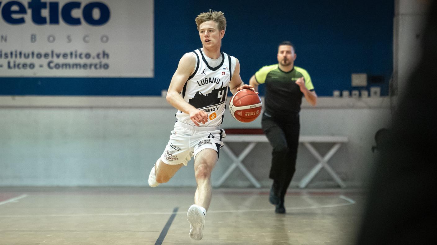 Squadra senza stranieri