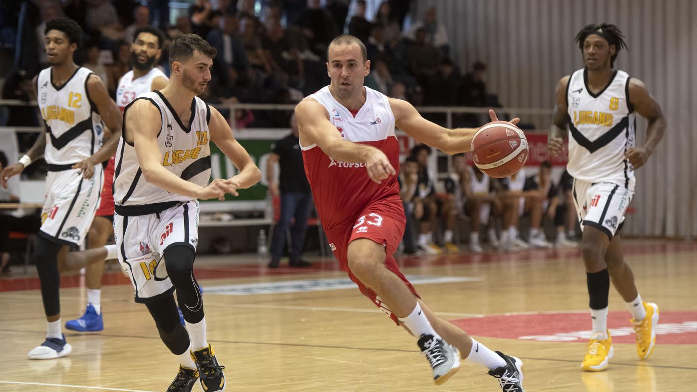 Mladjan contro la difesa dei Tigers