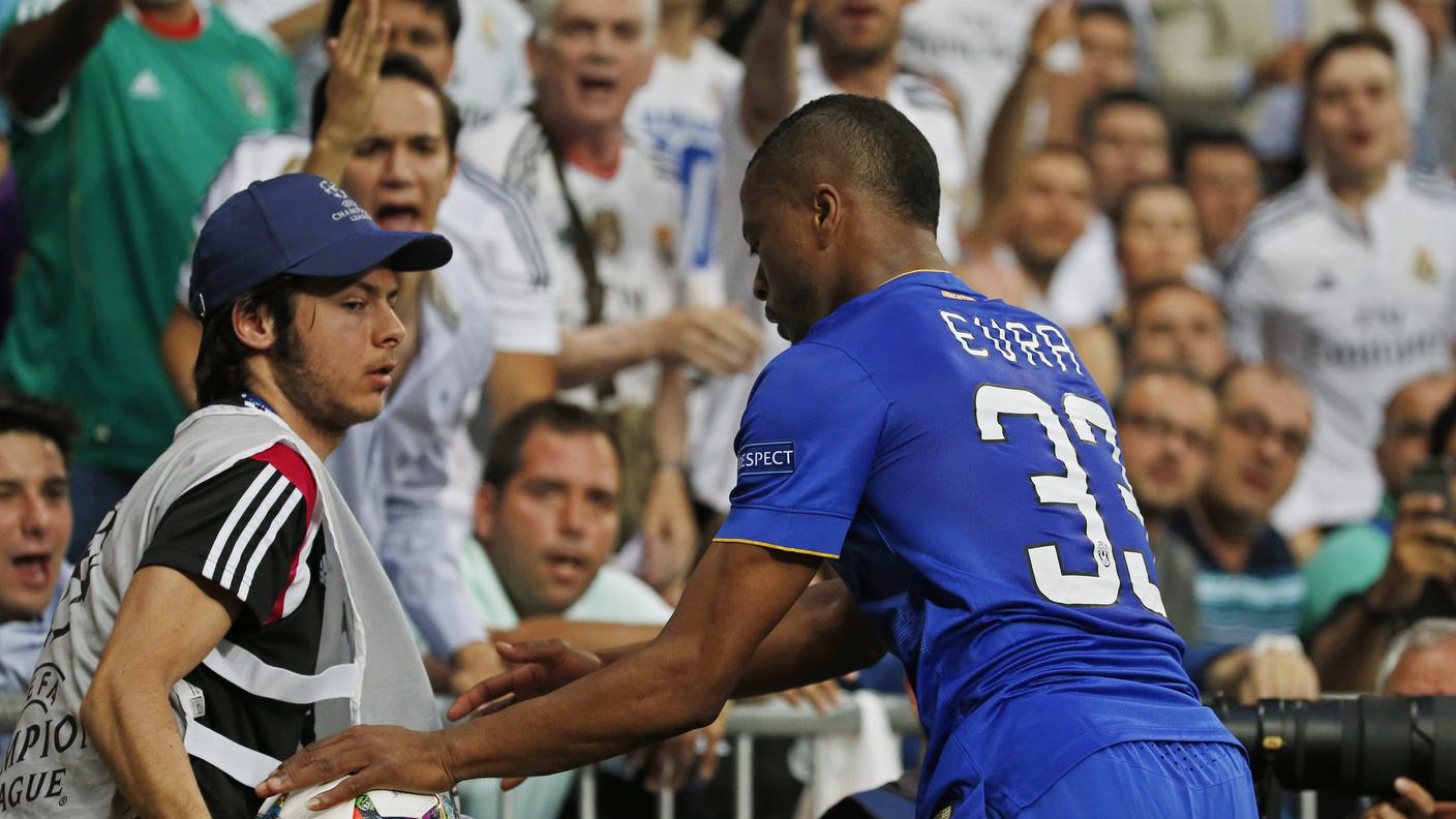 Patrice Ebra e il ball boy