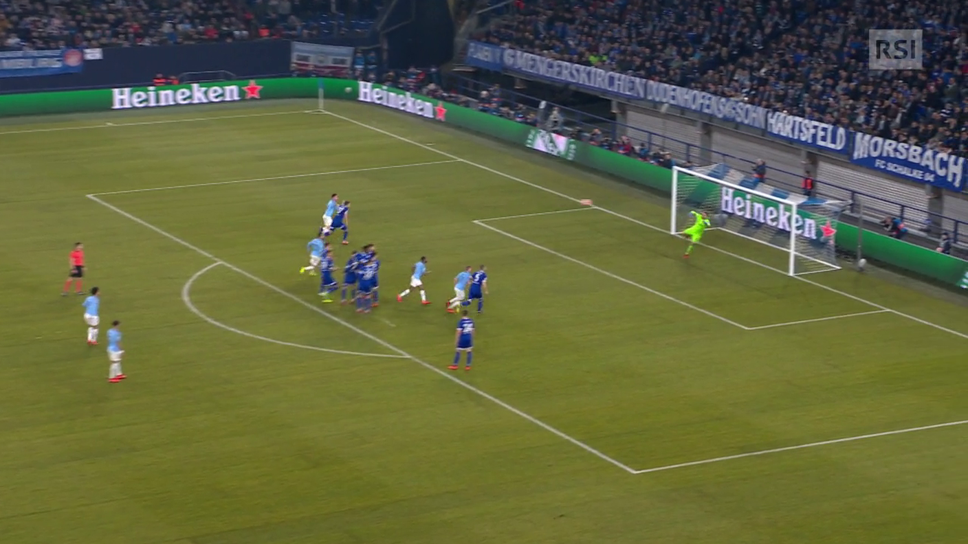 Champions League, la grande punizione di Sané in Schalke 04 - Manchester City (20.02.2019)