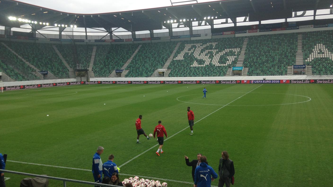I giocatori scendono in campo