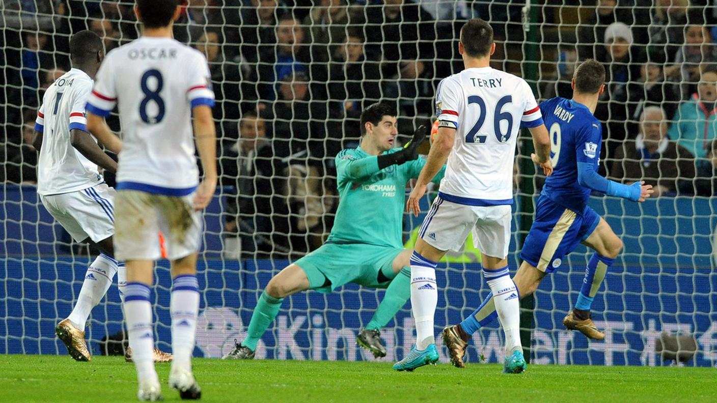 Vardy ha appena superato Courtois per l'1-0