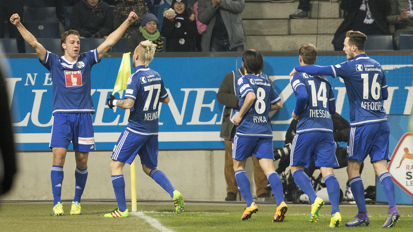 Michael Frey festeggia il gol di apertura