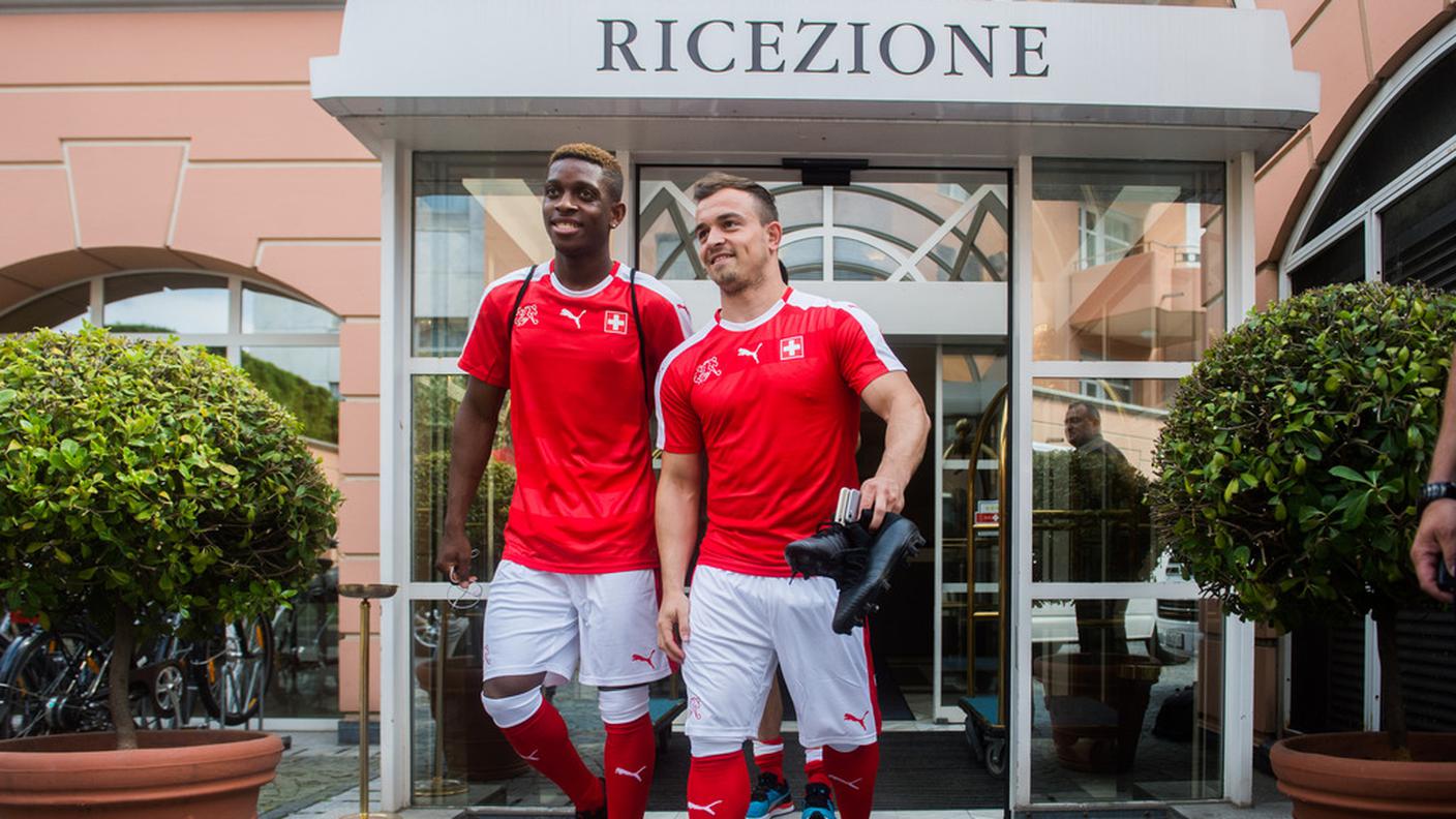 Francois Moubandje e Xherdan Shaqiri