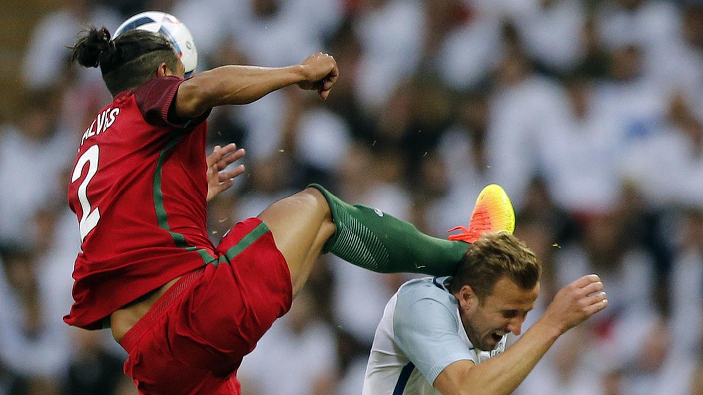 Entrata da karateca per Bruno Alves