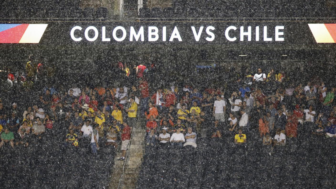 Il match contro la Colombia è stato sospeso per oltre due ore