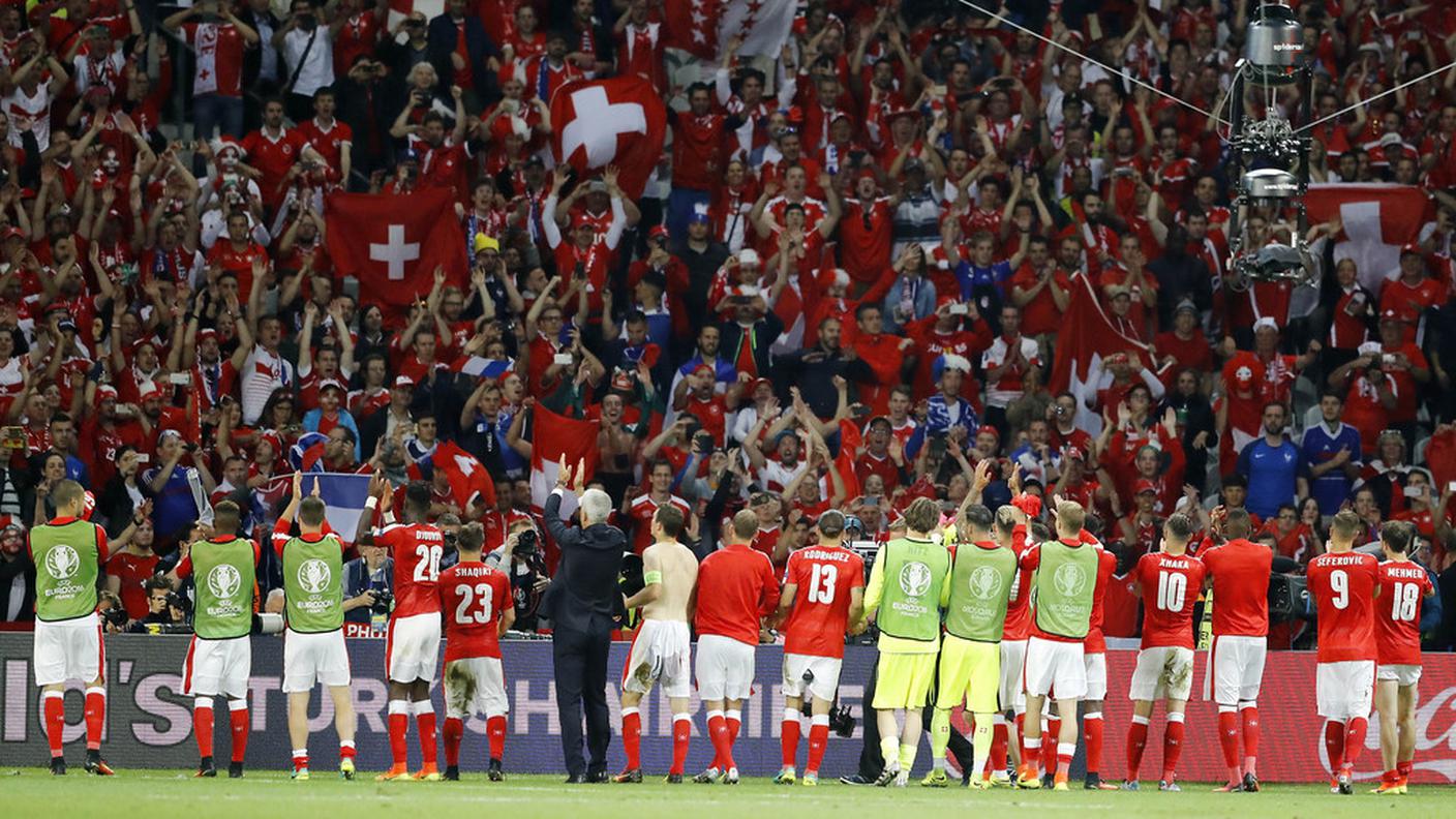 La Nazionale sotto la curva