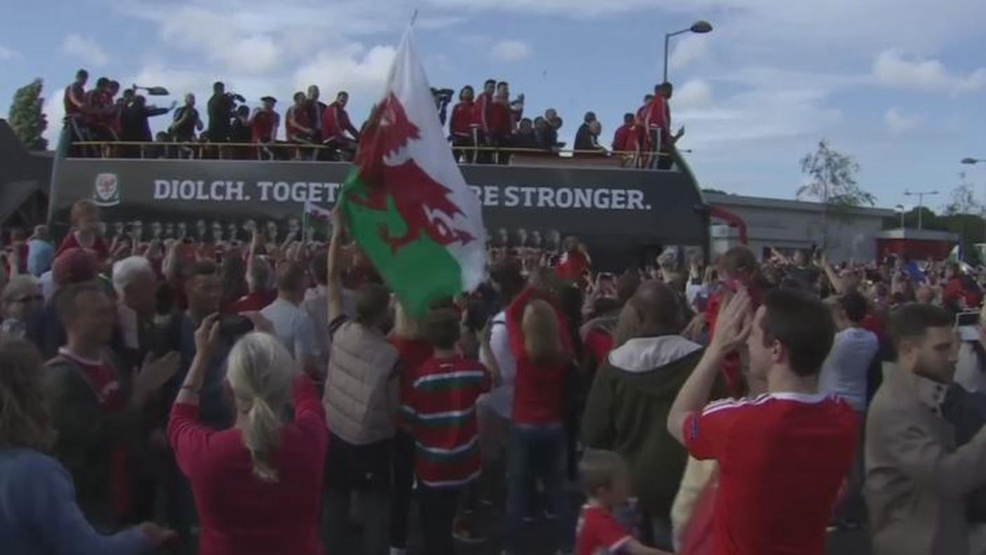 Grande festa a Cardiff