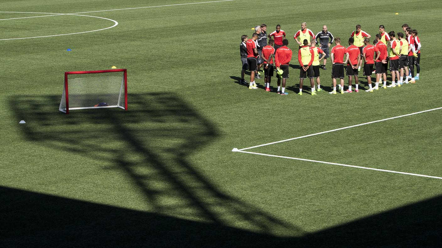 Il gruppo ascolta attento il ct
