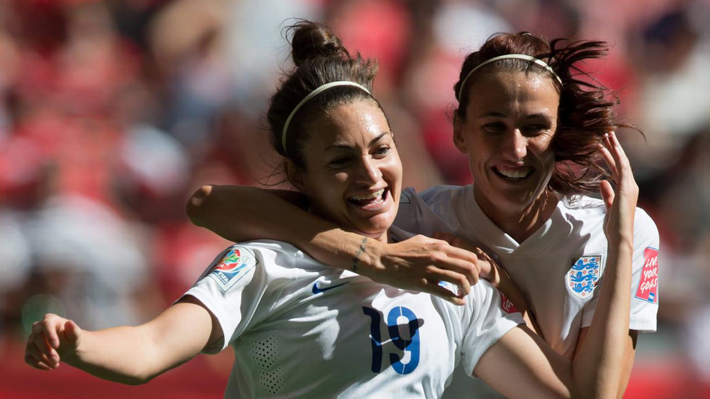 Jodie Taylor e Jill Scott 