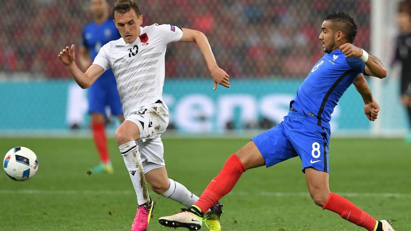 A Euro 2016 con la maglia dell'Albania