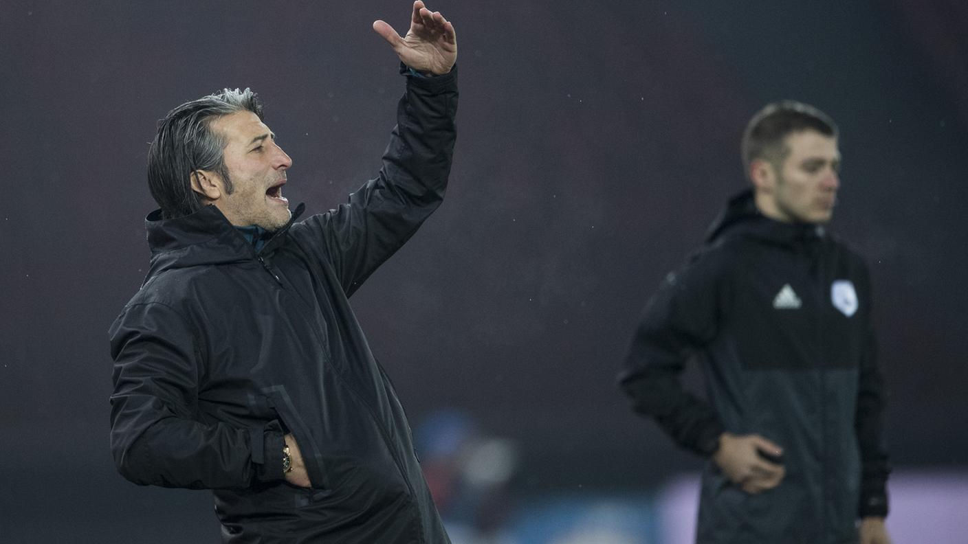 Veementi proteste contro gli arbitri