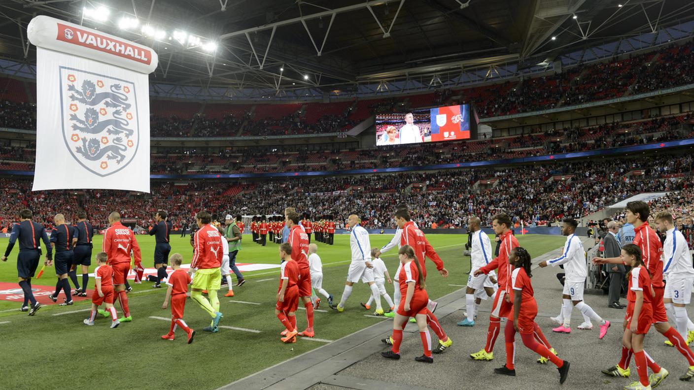 Inglesi ed elvetici avversari sulla strada verso gli Euro 2016