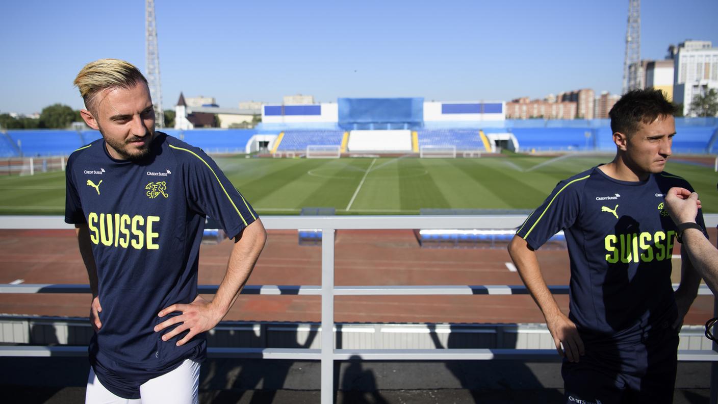 I due si giocano una maglia con Seferovic