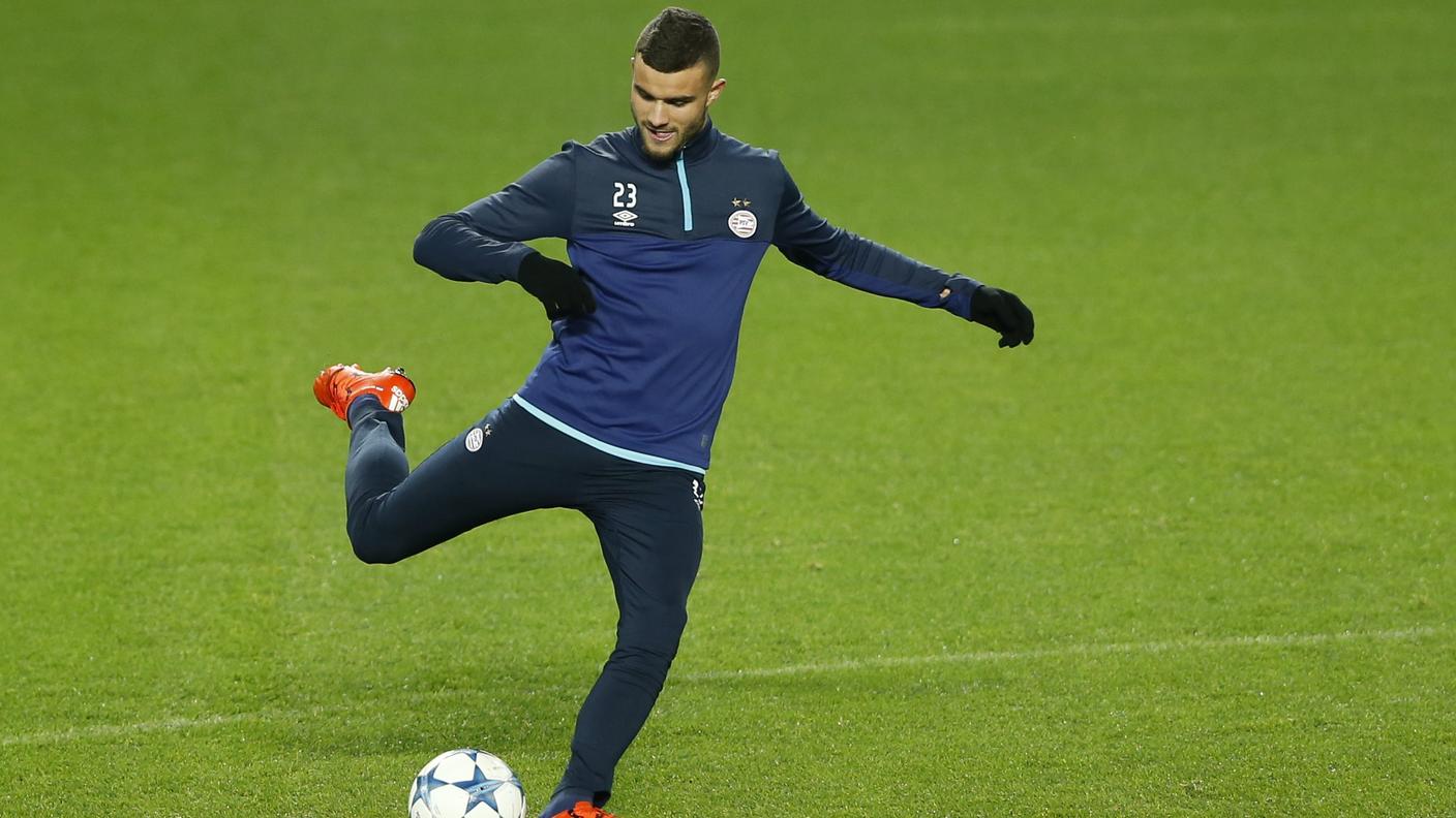 Il 23enne in allenamento con il PSV Eindhoven