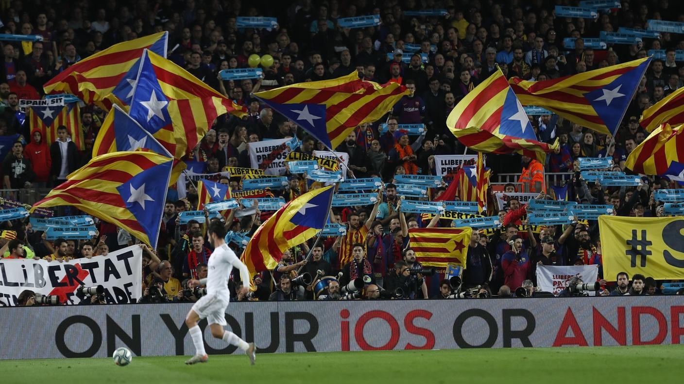 Messaggio indipendentista dalle tribune del Camp Nou