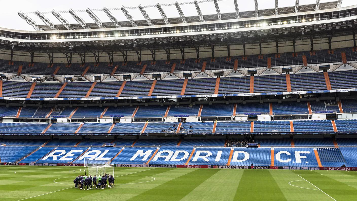 Anche un tempio del calcio come il Santiago Bernabeu rimarrà desolatamente vuoto
