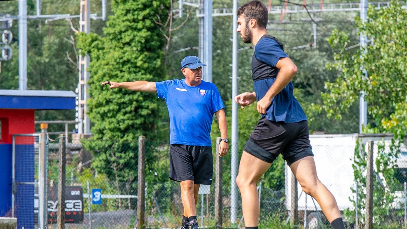 Il nuovo allenatore Zichella, alla prima esperienza in Svizzera 