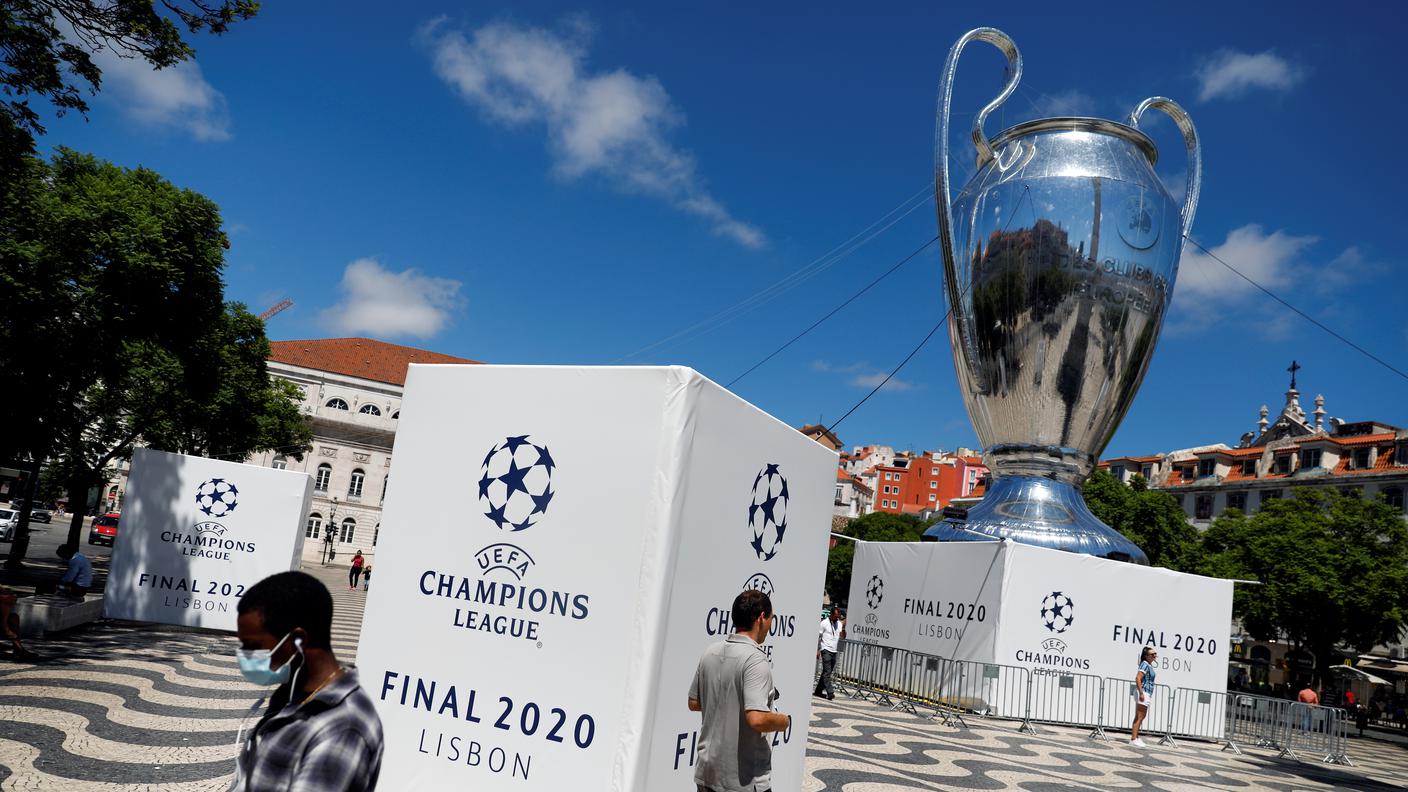 Il calcio d'inizio è fissato alle 21h00