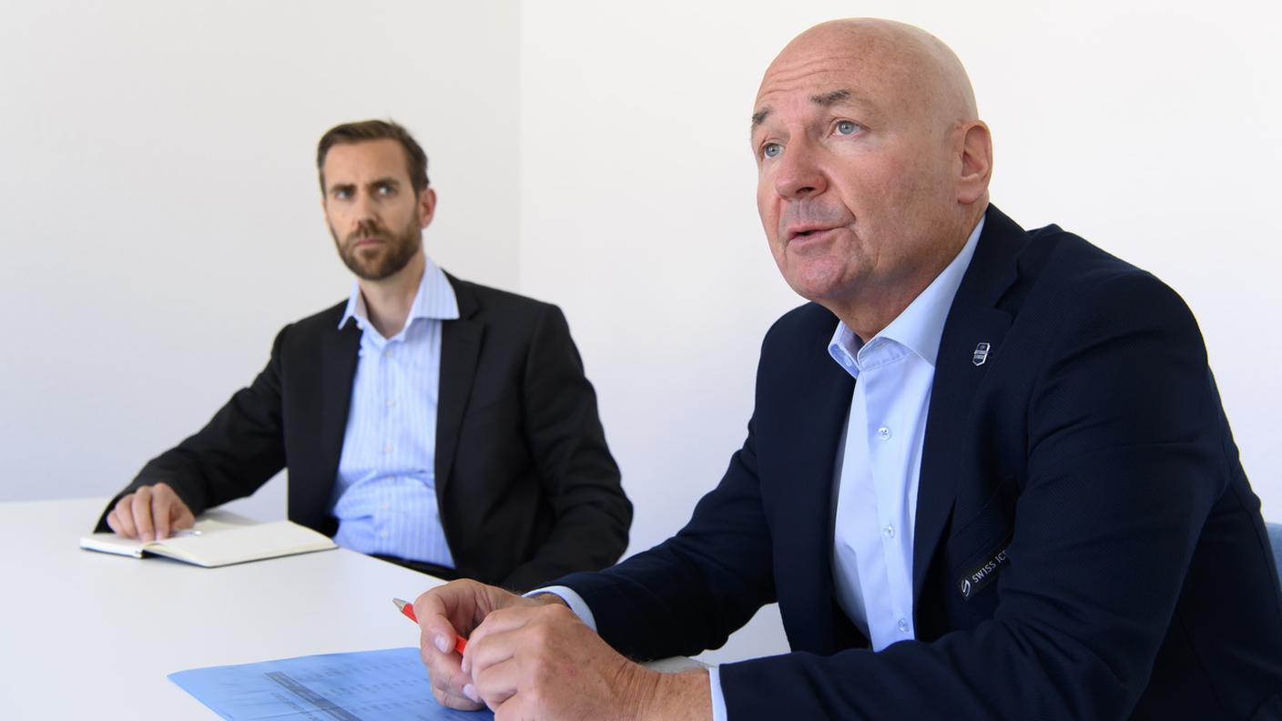 Schäfer, CEO della Lega calcio, e Vaucher, direttore della NL e SL, più rilassati
