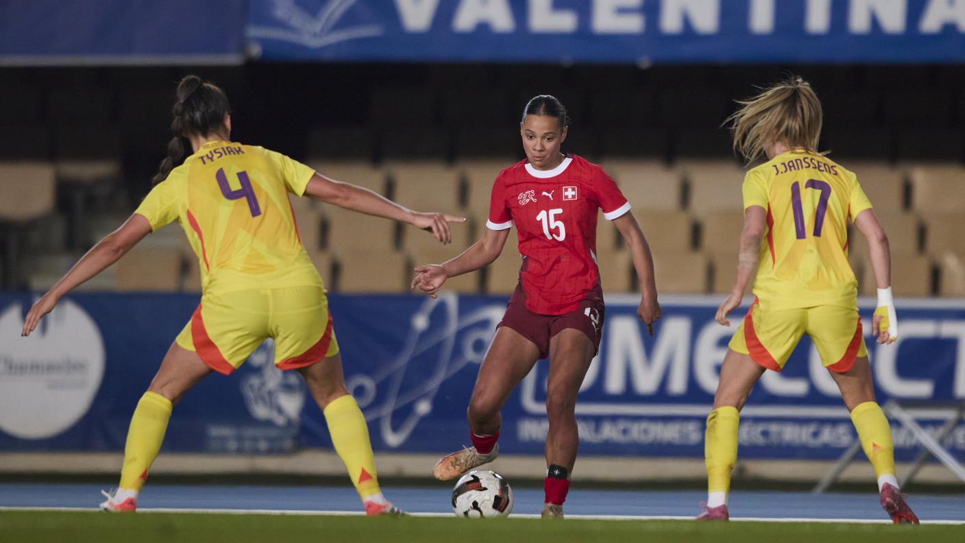Le rossocrociate avranno l'occasione di rifarsi martedì contro il Galles