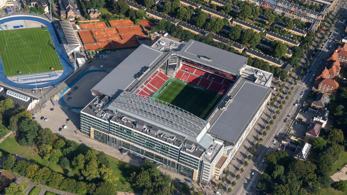 Stadio Parken (FC Copenaghen) e Stadio Østerbro (Boldklubben af 1893)