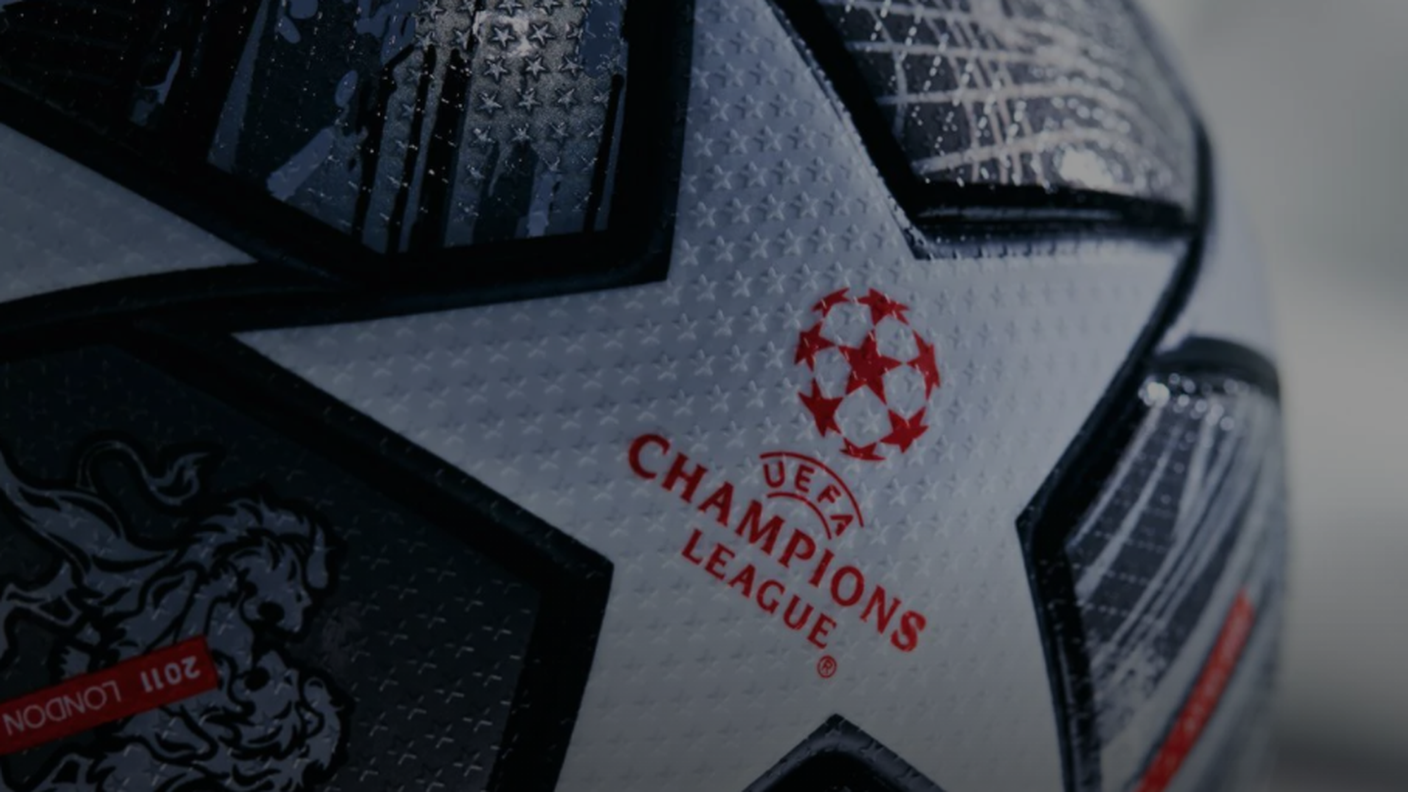 Finale, pallone con le stelle