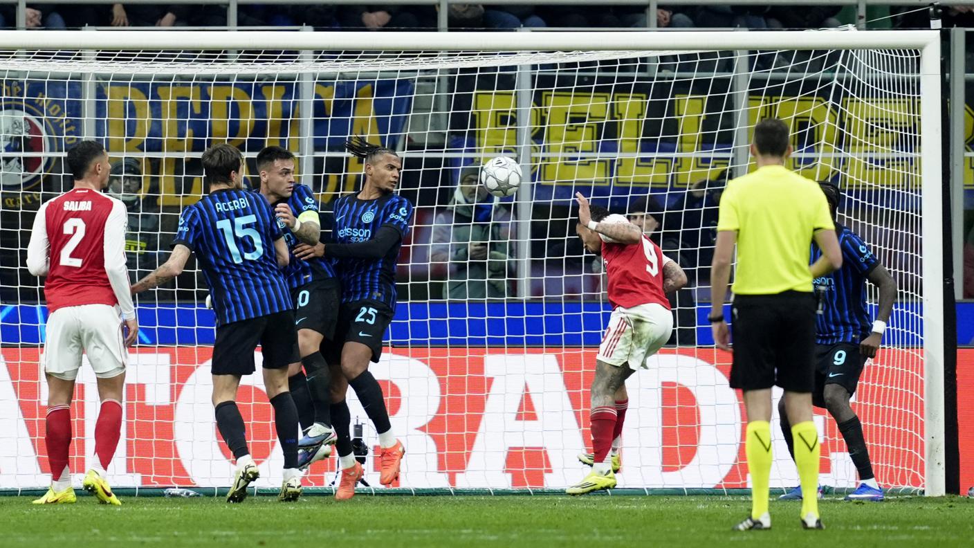 Doppietta per Gabriel Jesus