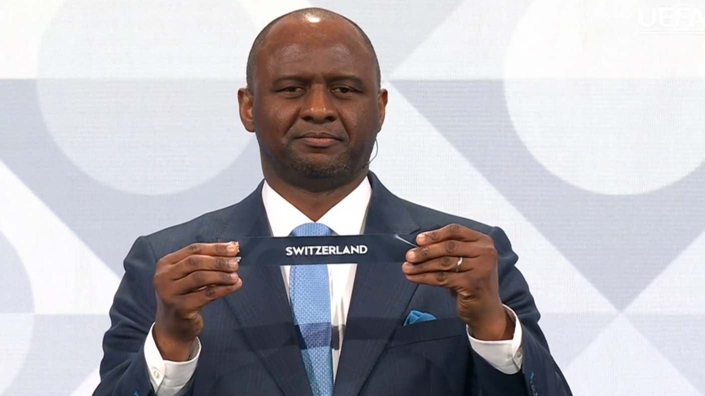 Patrick Vieira ha effettuato il sorteggio