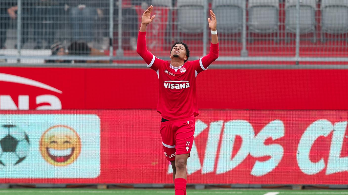 L'esultanza di Meichtry per la rete che ha deciso la gara