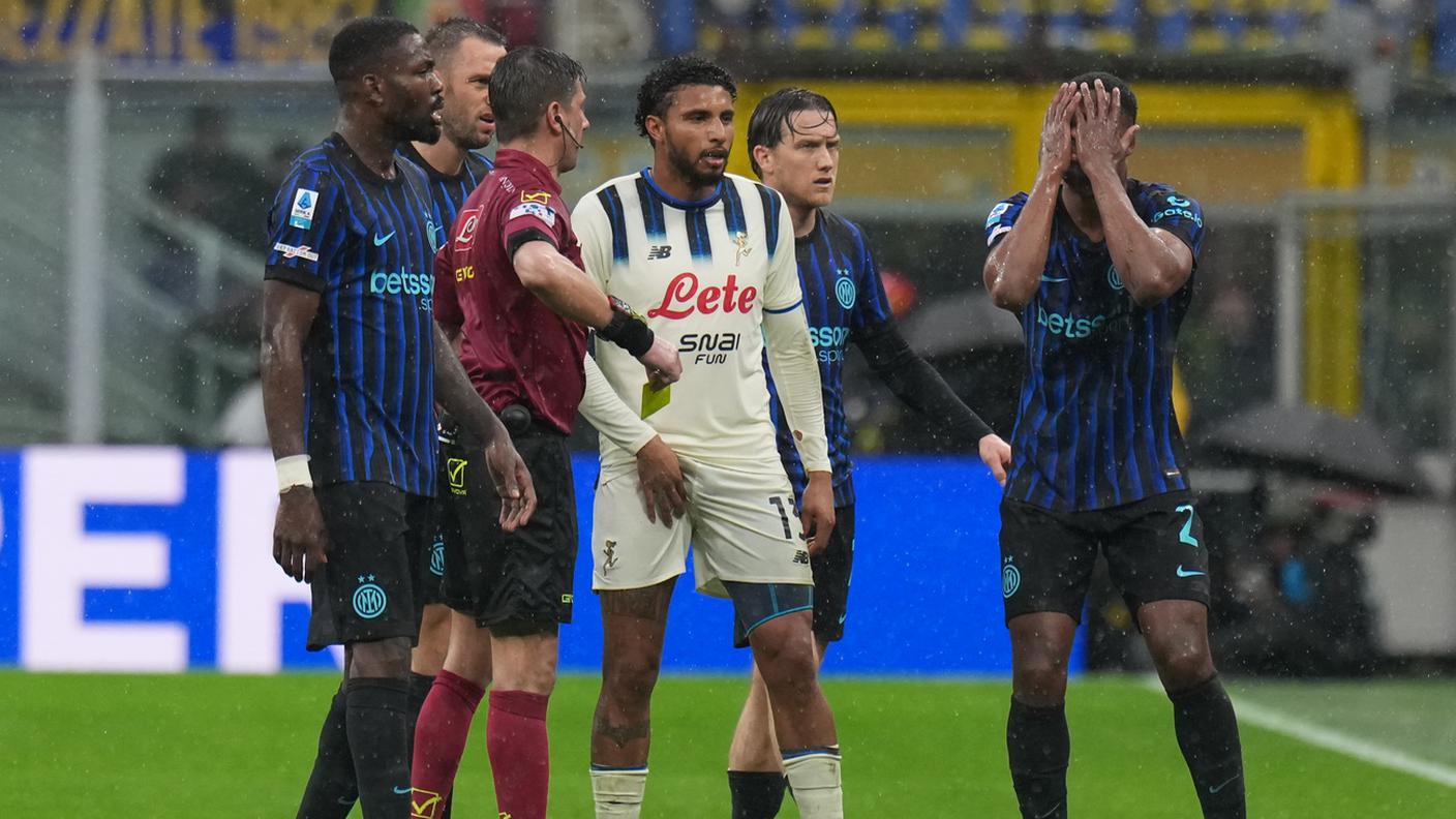 La disperazione di Dumfries in occasione del pareggio bergamasco