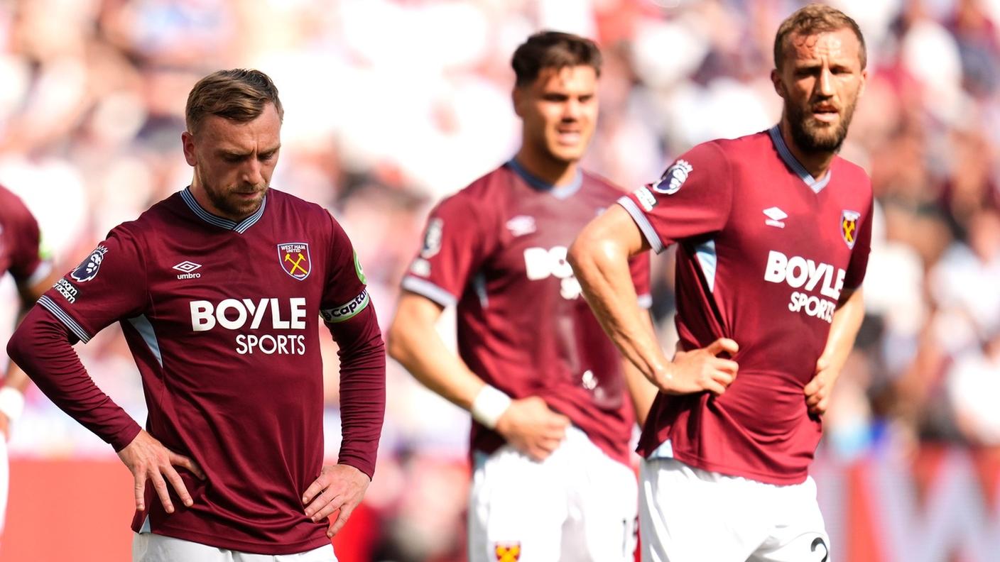Hammers ai saluti