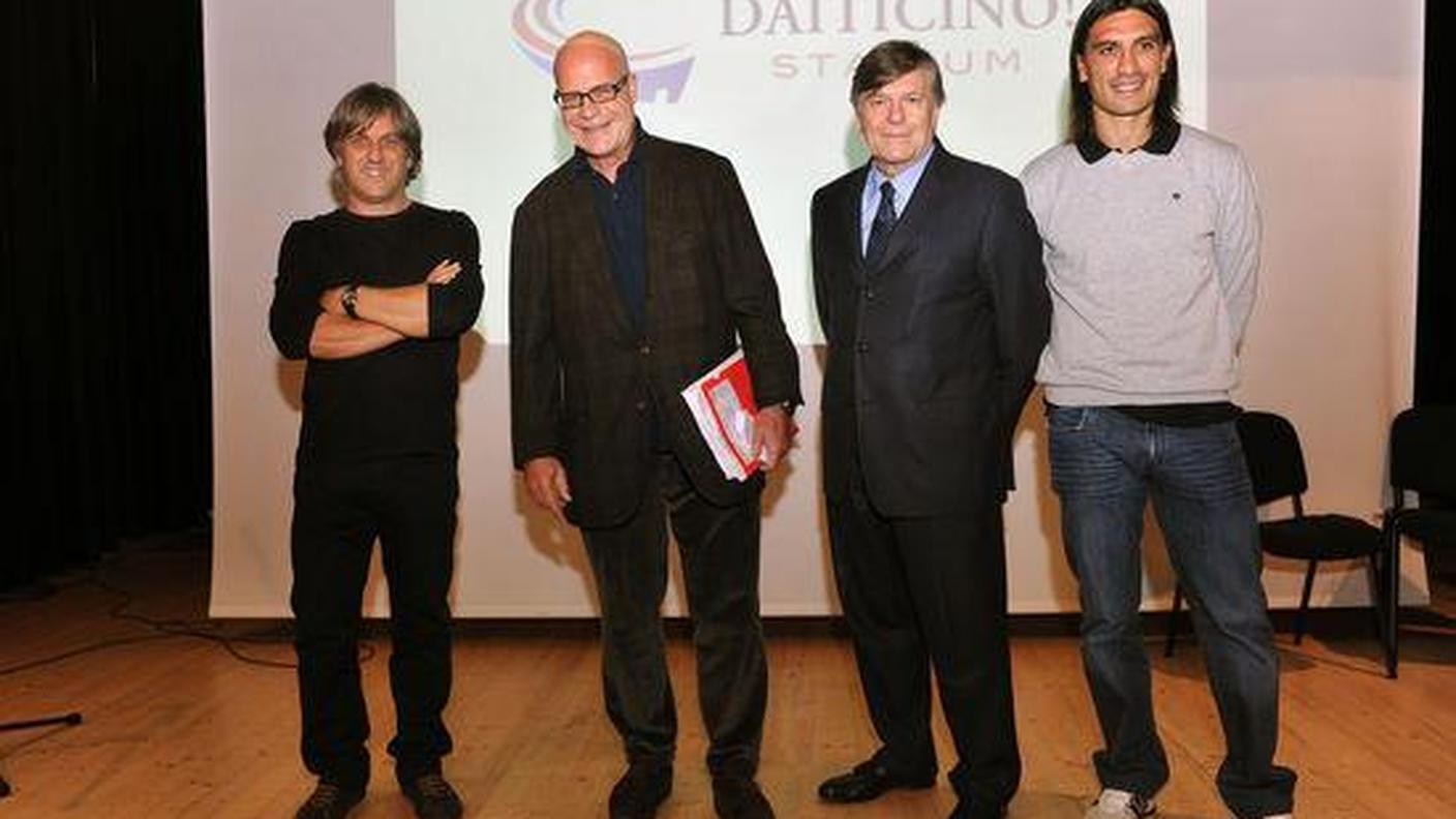 giulino stadio presentazione tp.JPG