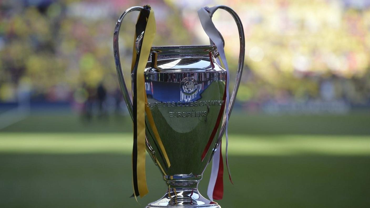 KY_calcio_champions_1.JPG