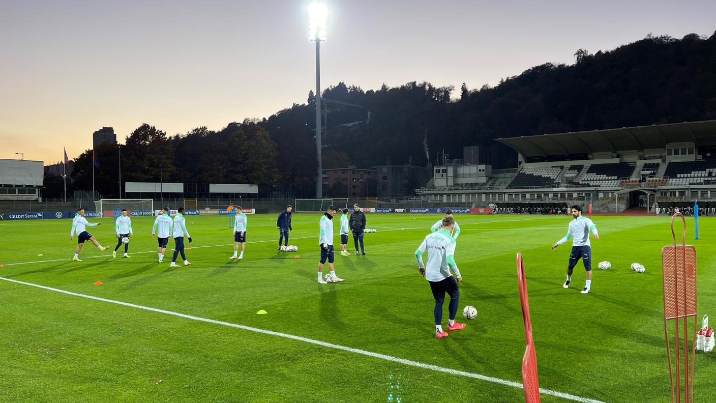 I compagni al lavoro a Lugano ma senza il giocatore dell'AEK Atene