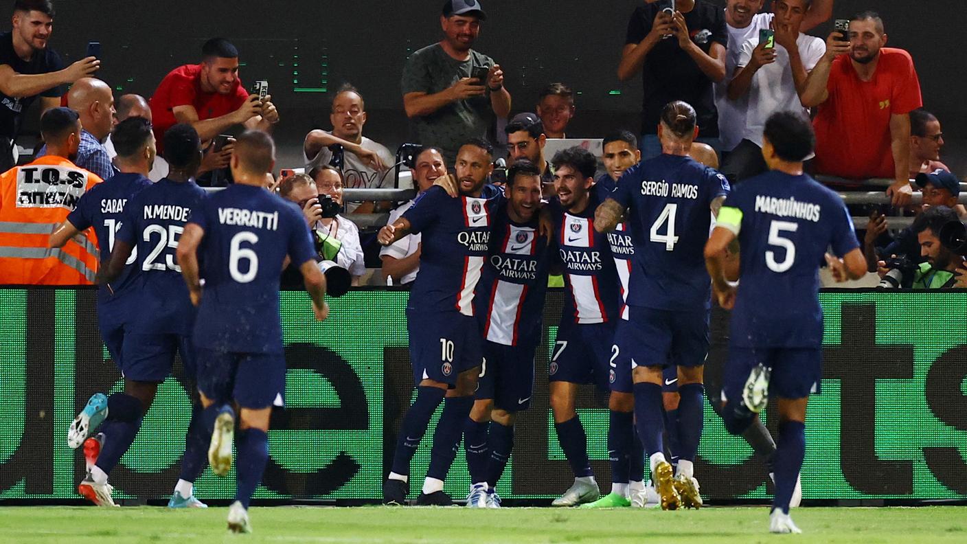 I festeggiamenti al vantaggio di Messi