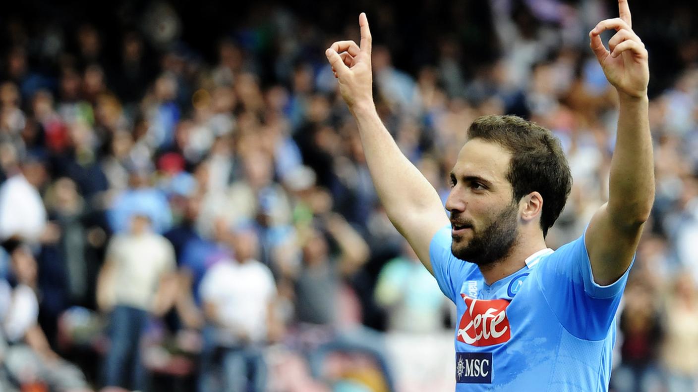 Tripletta per il Pipita