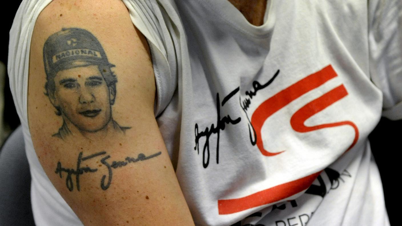KY_auto_senna_tatuaggio.JPG